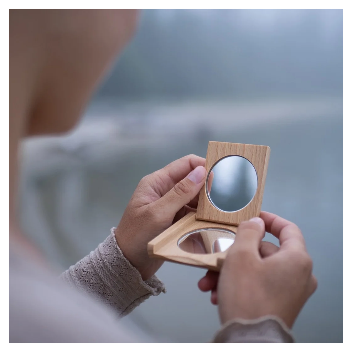 코스트캄 너도밤나무 접이식 양면 확대거울 8배 50mm